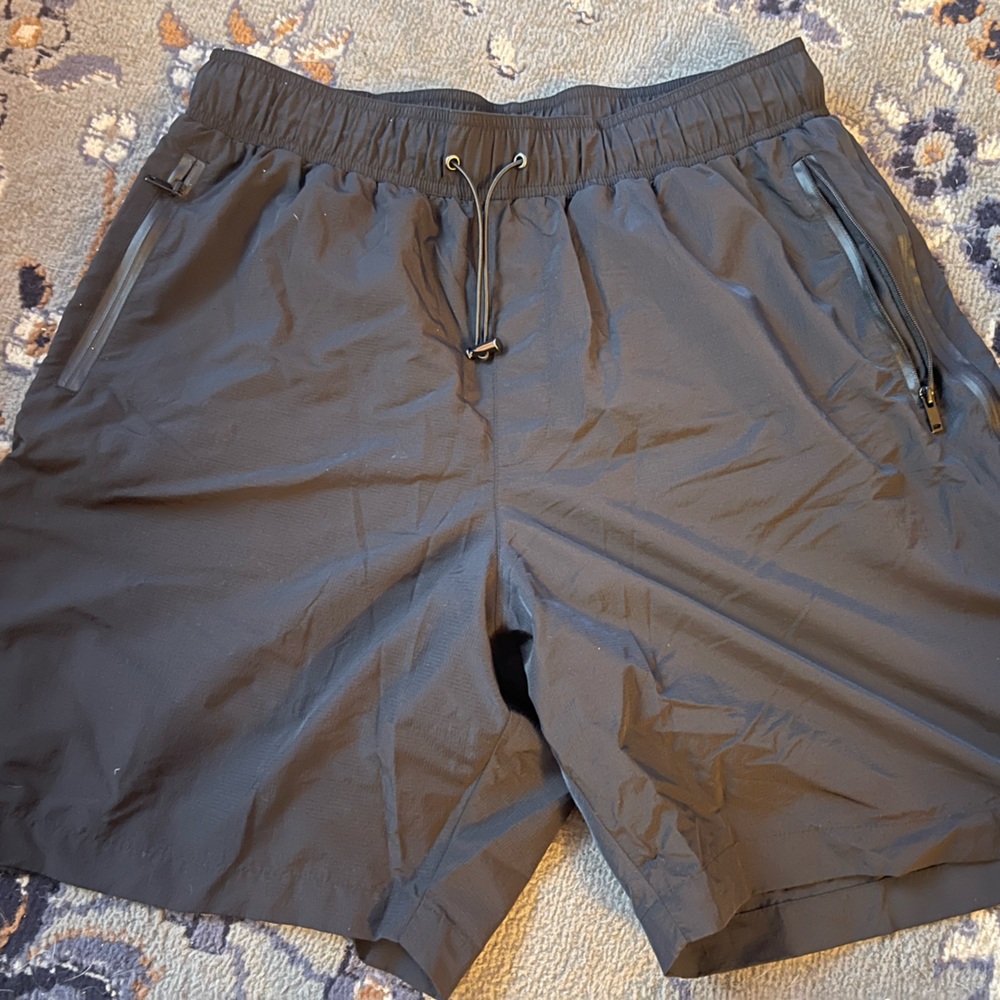 Voice of Insiders Athletic Short